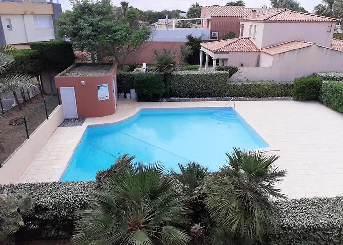 2 Pièces-cabine Terrasses De Savanna Rochelongue Cap D'agde *